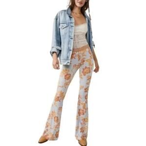 Free People Flared Pants, Make A Statement Floral,‎ Stretchy, Sz S